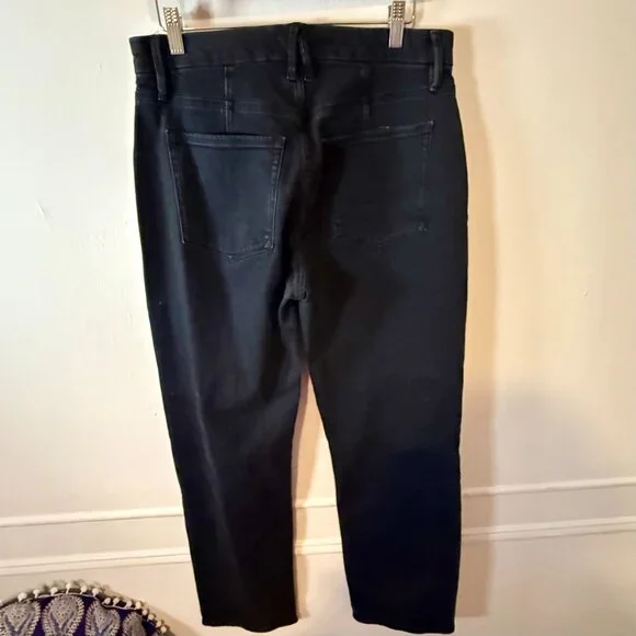 Good American Jeans in Size 6 In Color Black - Picture 8 of 9